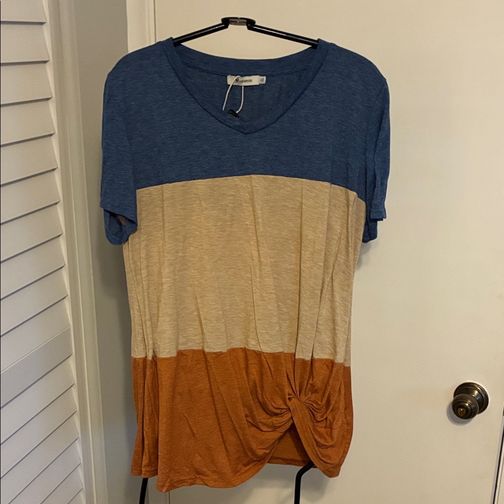 Stylish V-Neck Colorblock Women's Top